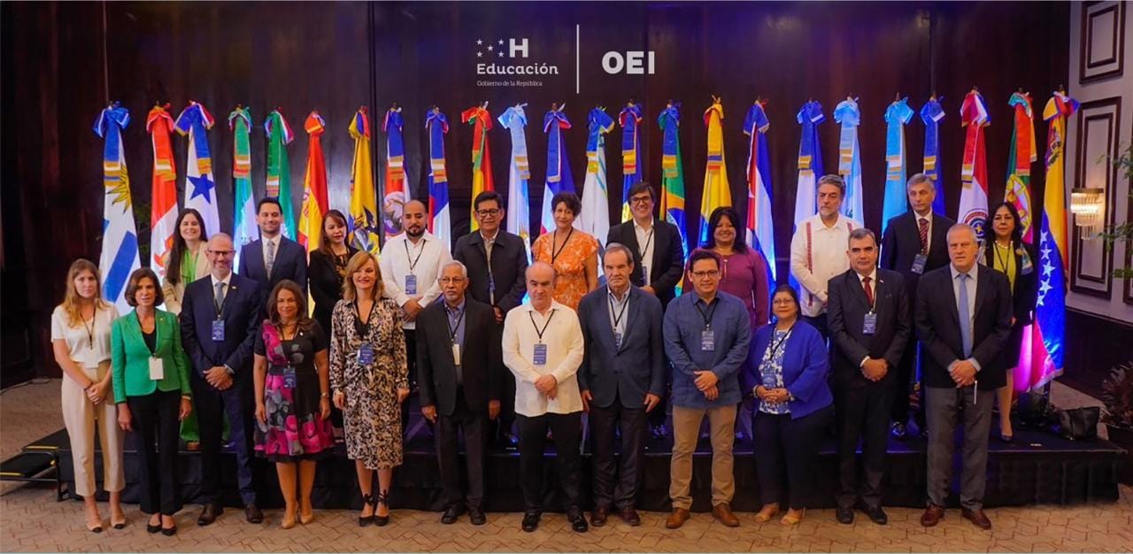 Ministro Esponda representa a Honduras en la XIV reunión Ordinaria de la OEI